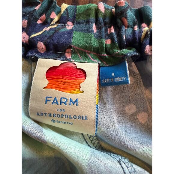 Farm Rio Tropique Embroidered Pants size small - Picture 3 of 4